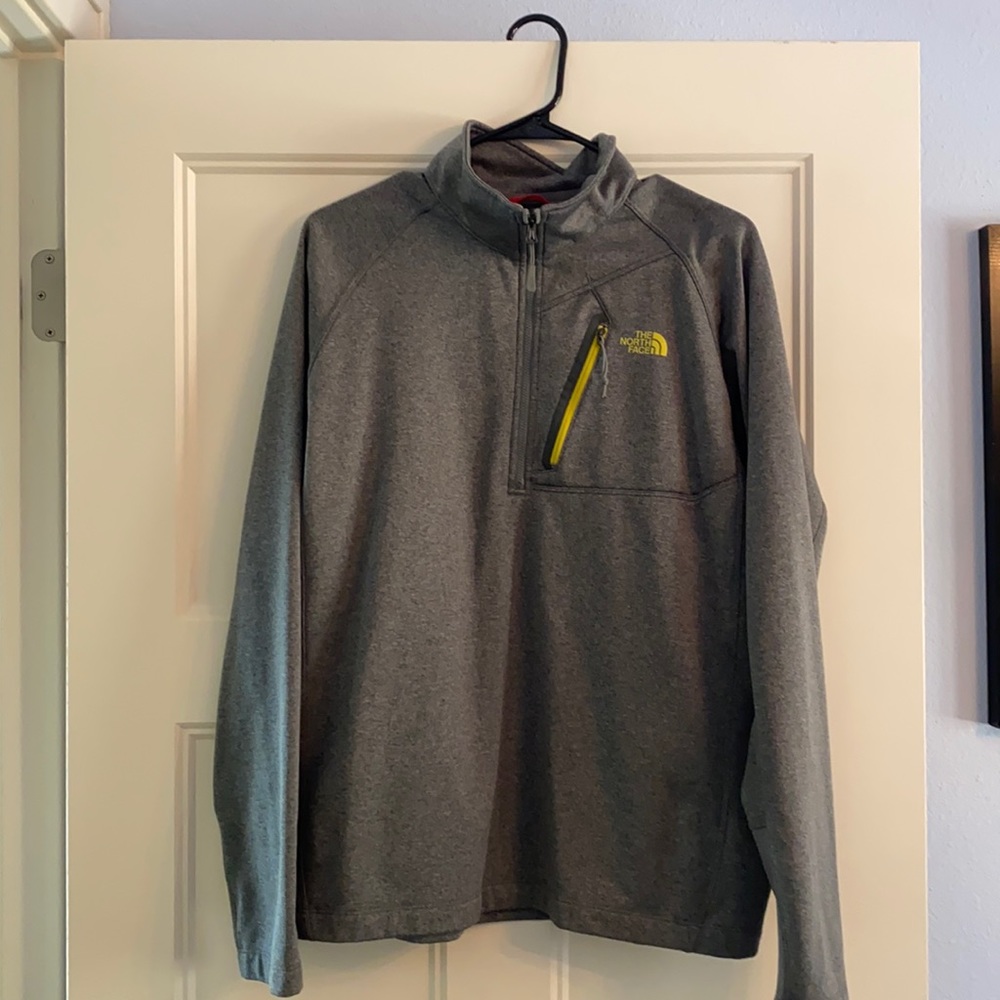 The North Face Quarter Zip Men’s